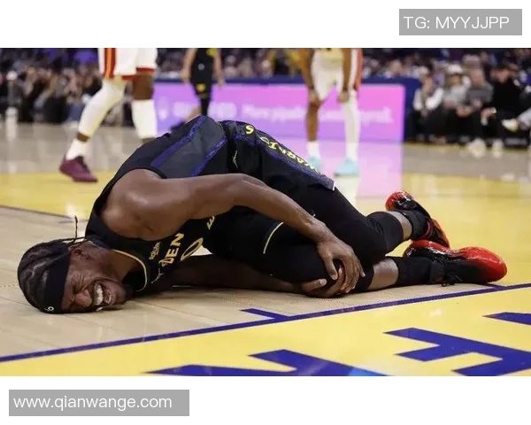 伤好了也不打！对勇士完全绝望，4680万亏麻了，美媒主张换蒙克